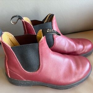 Blundstone Women's Classic Chelsea Boots sz 6.5 AU (9.5 US) premium leather red